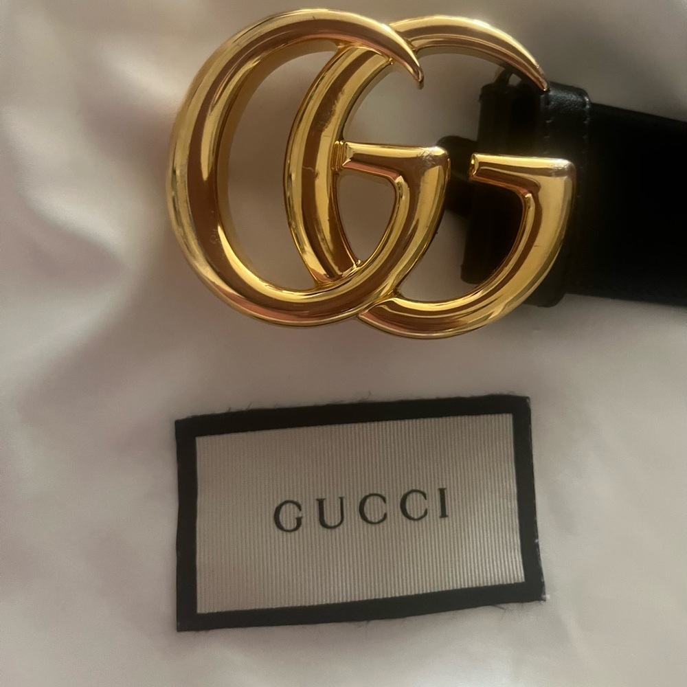 GUCCI BLACK LEATHER BELT WITH INTERLOCKING GOLD COLOR EMBLEM - Picture 3 of 7